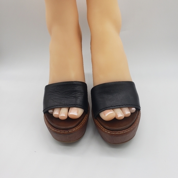 654- Prada Wedge Leather Sandals 37 EU 6.5 US - Picture 5 of 12